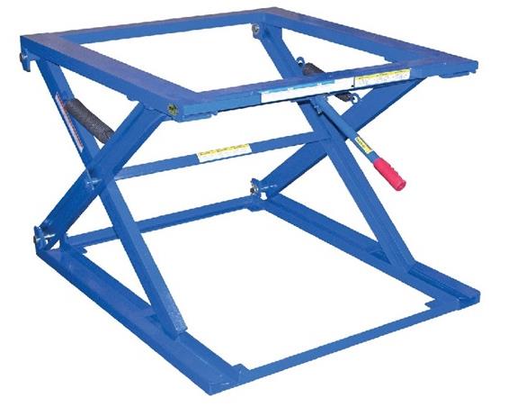 ADJUSTABLE PALLET STANDS