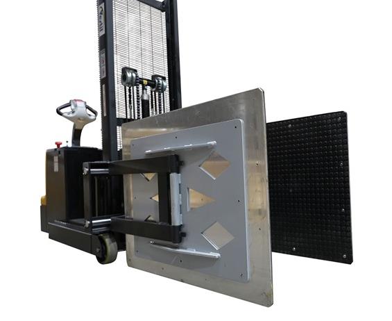 FULLY POWERED BALE CLAMP &amp; LIFT STACKERS