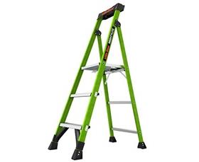 LITTLE GIANT® MIGHTYLITE™ STEPLADDER